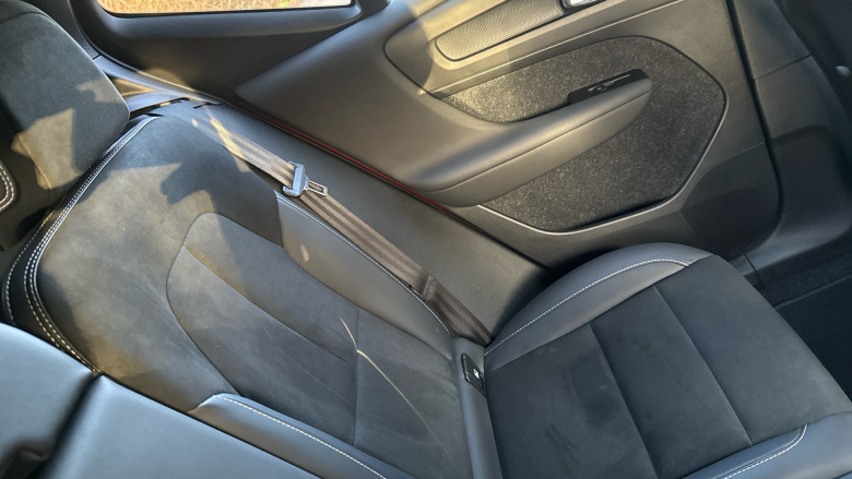 Volvo Xc40 2.0 B4P R DESIGN Pro 5dr Auto Petrol Estate